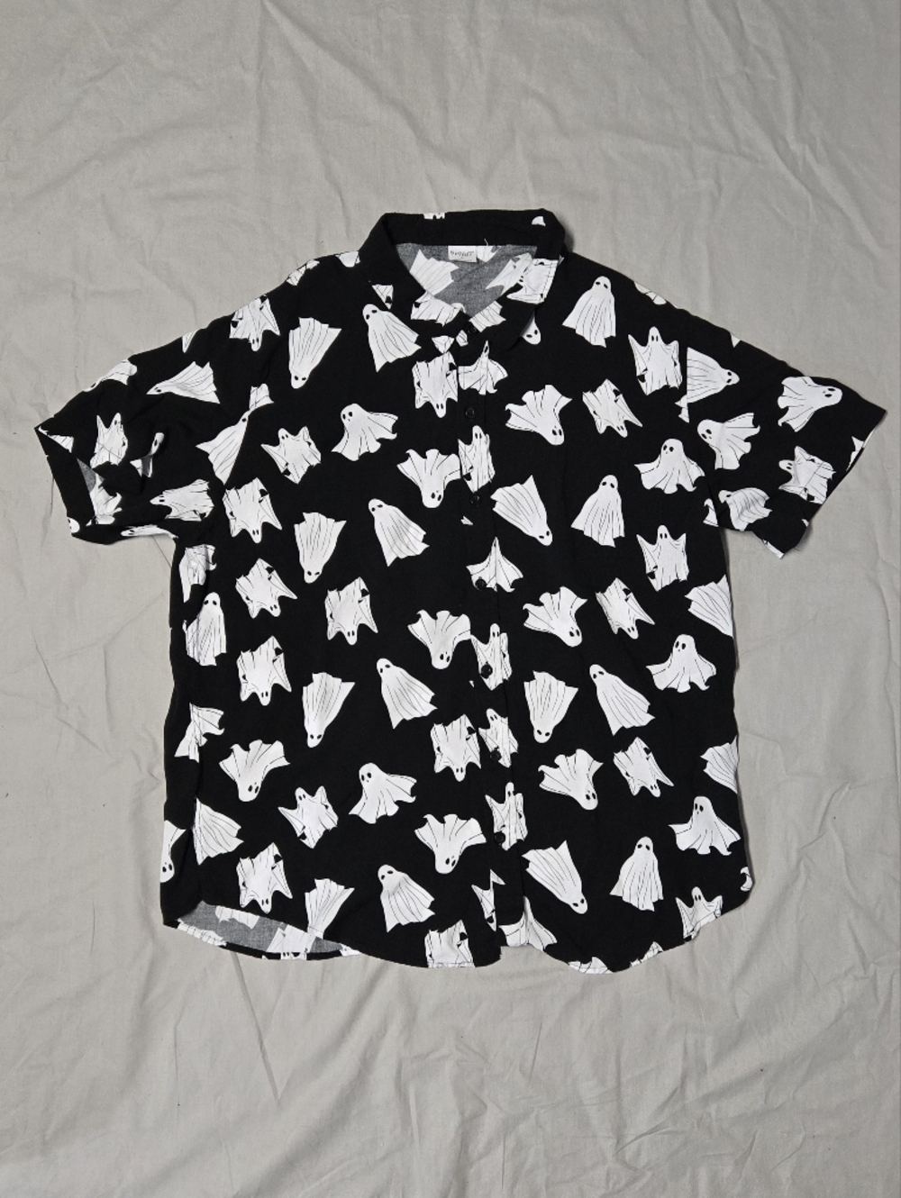 Spirit Halloween Black White Ghost Shirt Size Large
